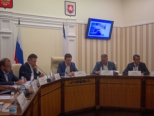 Министр энергетики Российской Федерации Александр Новак прибыл с рабочей поездкой в Крымский федеральный округ