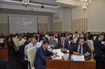 Андрей Черезов провел совещание по подготовке к ОЗП в Крымском федеральном округе