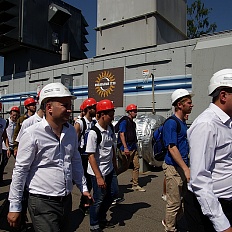 Студенты строительного отряда «Резонанс» посетили площадку размещения мобильной ГТЭС в Калининграде